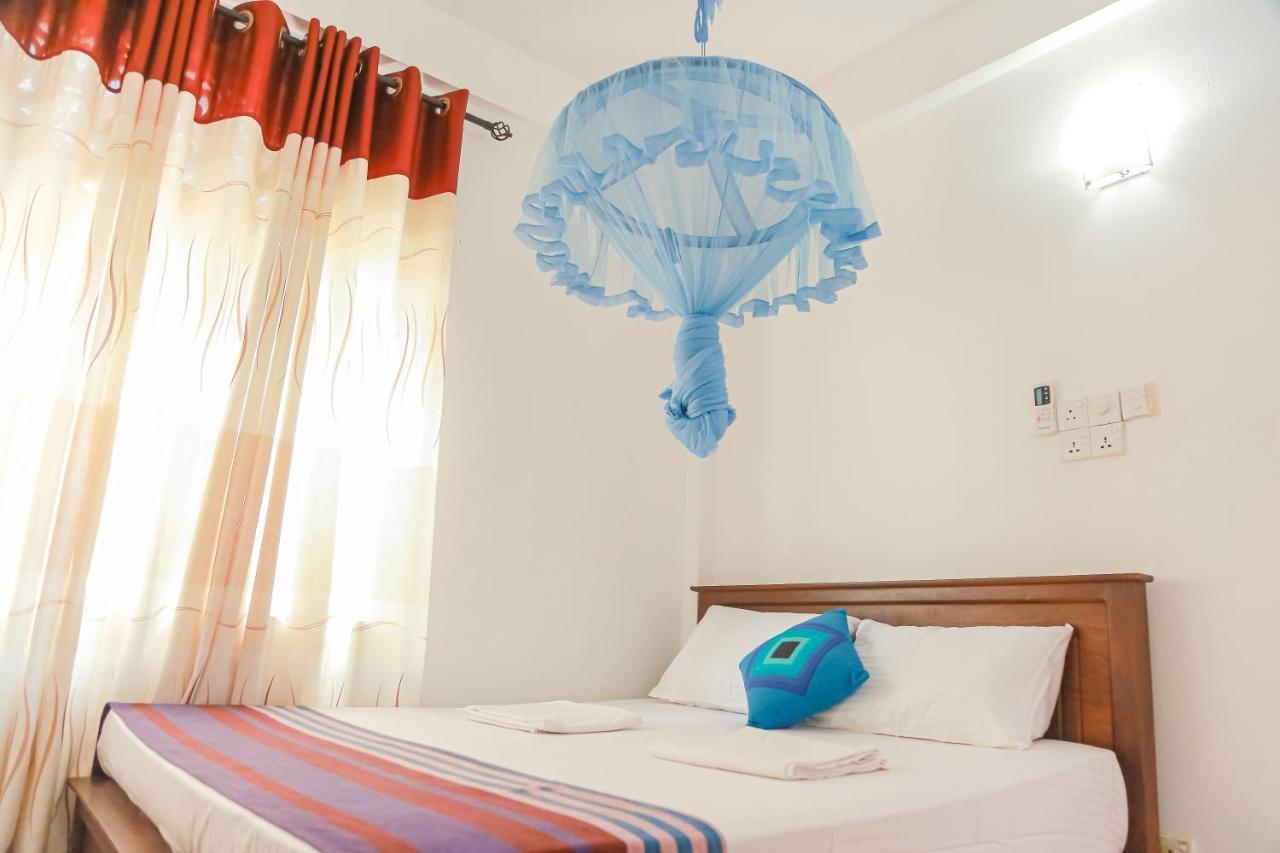 Lakeside Villa أنرادابورام المظهر الخارجي الصورة