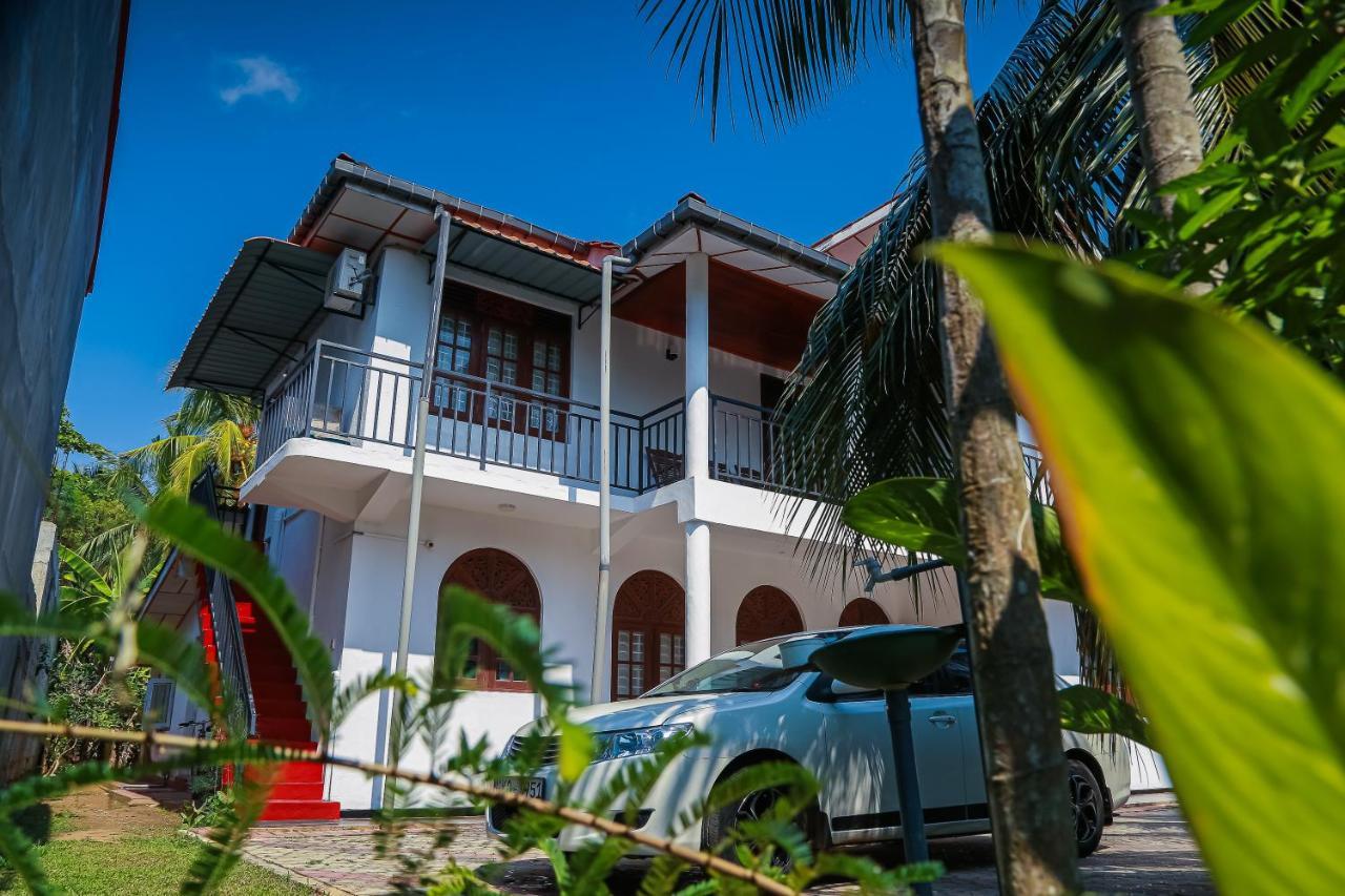 Lakeside Villa أنرادابورام المظهر الخارجي الصورة