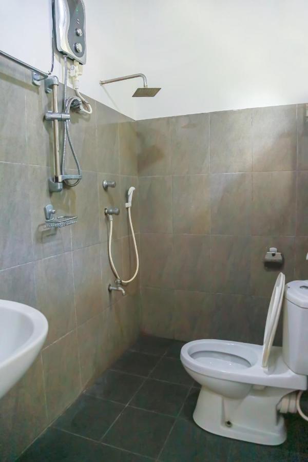 Lakeside Villa أنرادابورام المظهر الخارجي الصورة